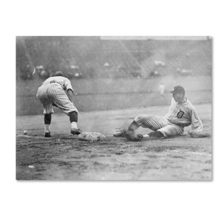 Trademark Fine Art Lantern Press 'People 35' Canvas Art, 18x24 ALI9355-C1824GG